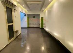 مكتب ادارى للبيع في بولكلى شارع ابو قير مباشر