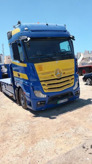 سطحة مرسيدس mp4 2014 جاهزة للشغل والدخل اليومي