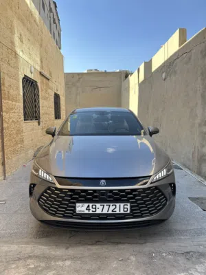 BYD Quin Plus DM-i  / 2025 مكفولة 8 سنوات / فحص كامل