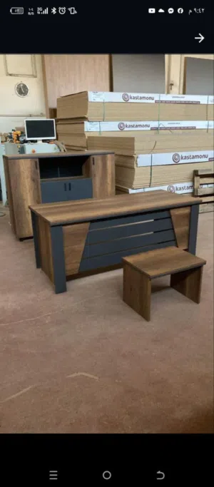 مكتب مدير فخم مع ملحقاته مكتب بتشطيب عالي تحريف ماكينه خشب ضد الخدش