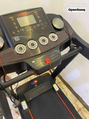 جهاز رياضي مشي للبيع بالبصرة إستعمال نظيف جدًا جدًا