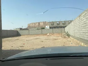  Building for Sale in Shabwah Ataq