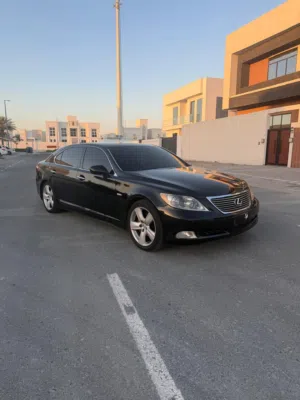 Used Lexus LS in Abu Dhabi