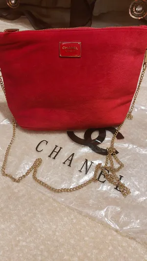 Other . Crossbody Bags . Red . New4