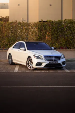 Mercedes-Benz S560 2018 – قمة الفخامة والأداء