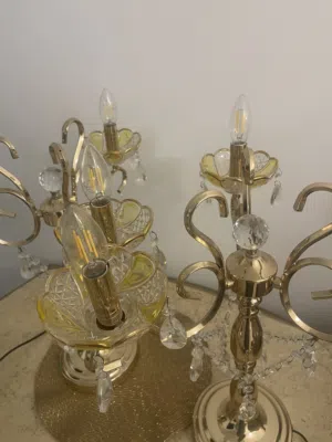 ثريا ابجورة طاولة