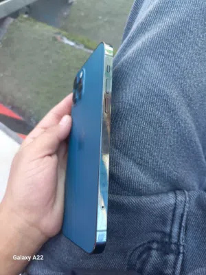 بسم الله الرحمن الرحيم الجهاز نضيف ما شاء الله عليه بطاريه 93 جهاز مش مفتوح ع وضع الشركه مالك اول