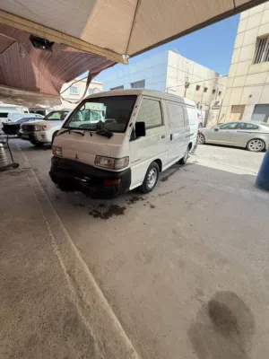 For Sale Mitsubishi L300 Closed Box Van   للبيع باص بوكس مقفل   ميتسوبيشي L300  2012