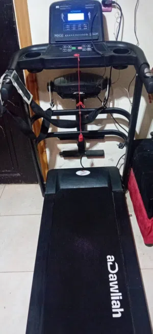 جهاز مشي بحاله ممتازه جدا استعمل قليل جدا