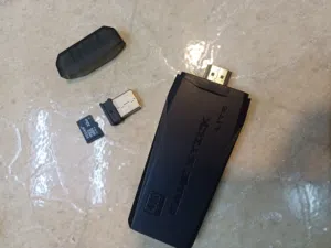 جهاز خفيف سريع يركب بتلفاز به العاب كثيره وجميله ممتع يعمل 100/100 تمام  وشغال