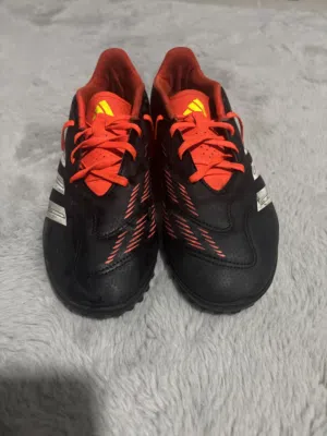 Football shoes - adidas