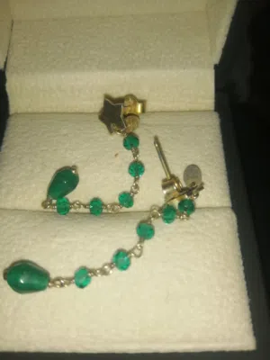 حلق فضة حجر الزمرد الطبيعي اية في الجمال