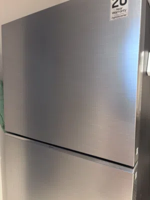 Samsung Refrigerator RT50CG64 - Excellent Condition