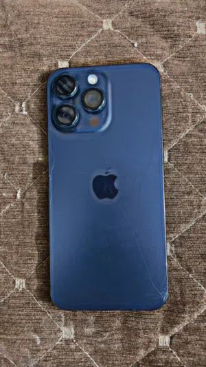Apple iPhone 15 Pro Max 256 GB in Baghdad