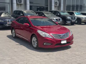 Hyundai Azera 2012 (Red)