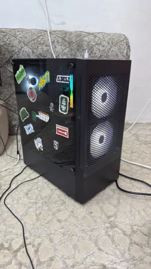 قيمنق PC للبيع