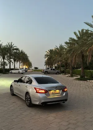 Used Nissan Altima in Al Batinah