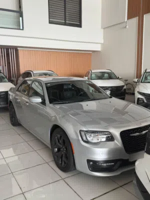 كرايسلر s300