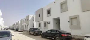 شقة للبيع بالدور الارضي
