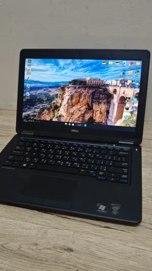 Windows Dell for sale  in Al Dhahirah
