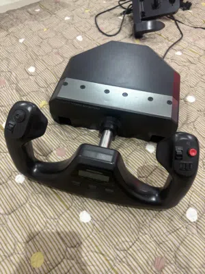 Airplane steering  مقود طيران