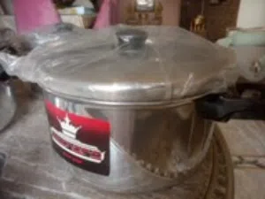 بمدينة الشروق للبيع   حلل  تصلح العزومات و اعداد موائد الرحمن
