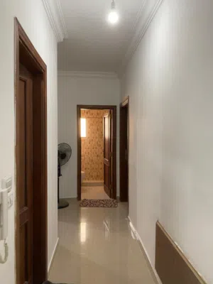 شقه لقطه للبيع في منطقه الياسمين بالقرب من مسجد السنه وستي ستار مول
