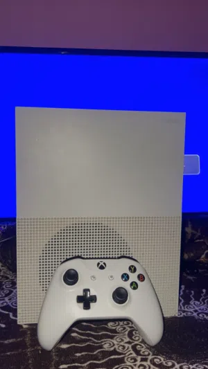 Xbox One S Xbox for sale in Mafraq