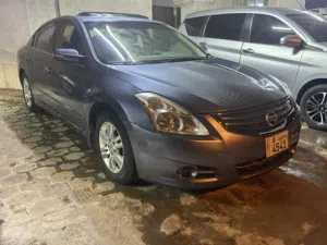 Used Nissan Altima in Farwaniya