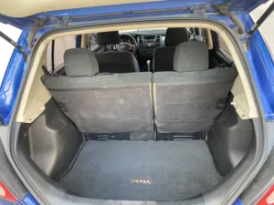 Nissan versa 2011