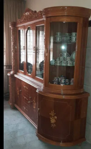 اثاث بيت استعمال اقل من متوسط.. ممكن اخذه كامل او مفرق..   للجادين