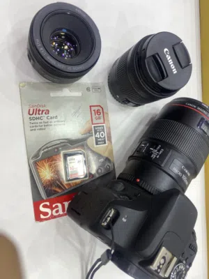 Canon EOS 800D