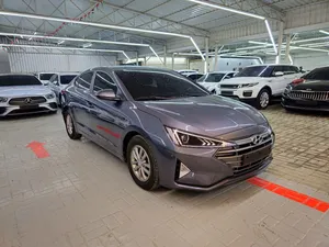 Used Hyundai Avante in Ajman