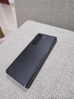 Samsung Fold 5 وارد امريكي