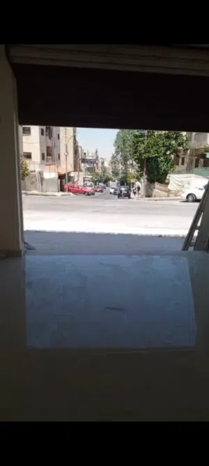 محل مرخص للإيجار مخزن للإيجار محل للإيجار ايجار محل في الأشرفية