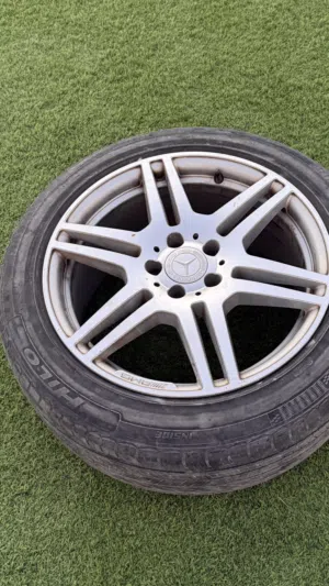 رنج مرسيدس AMG قياس 18 نظيف