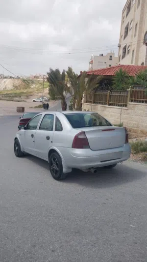 اوبل استرا للبيع نظيفه