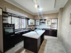225 m2 4 Bedrooms Apartments for Sale in Amman Dahiet Al-Nakheel