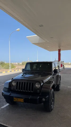للبيع جيب رانجلر مطلوب 5300 قابل