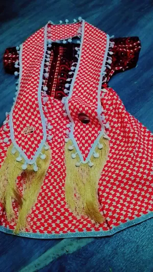 فساتين عيد الاستقلال الاردني تفصيل
