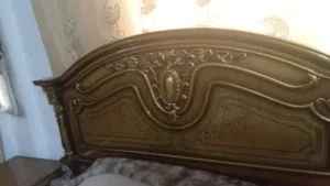 غرفه نوم خزانه وملحق وكميدينا وملحق وتخت دمياطي مصري نخب اول بحاله الوكاله