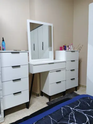 غرف نوم تفصيل خشب ميلامين 18 كامله لسا جديده لعريس غير مستعمل