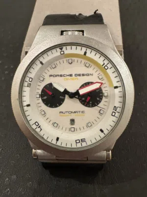 ساعة يد بورش تقليد