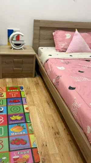 للبيع غرفة نوم من هوم بكس بحاله ممتازه