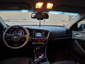 Kia K5 Standard 2014