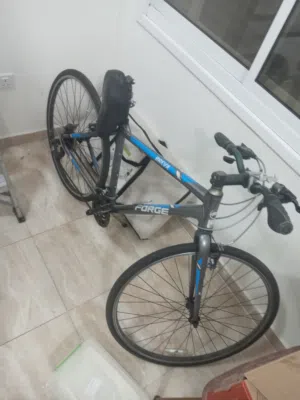 بسكليت جنط 30 بحاله جيده مع غيارات