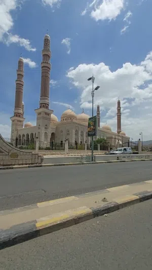 200 m2 2 Bedrooms Apartments for Rent in Sana'a Hai Shmaila