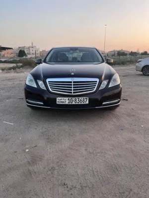 سيارة مرسيدس تبارك الرحمن صبغ الوكالة شرط الفحص الحمدلله بدون حوادث 4سلندر 1800ccماشه 130الف