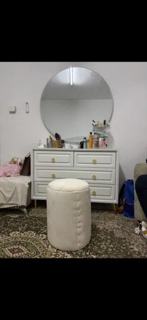 Bed set price 2000
