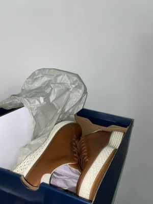 إعلان بيع حذاء COLE HAAN أصلي – جديد